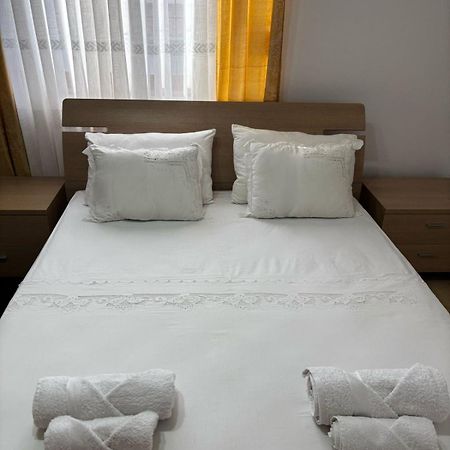 Guest House Adi Hoxha Berat Kültér fotó
