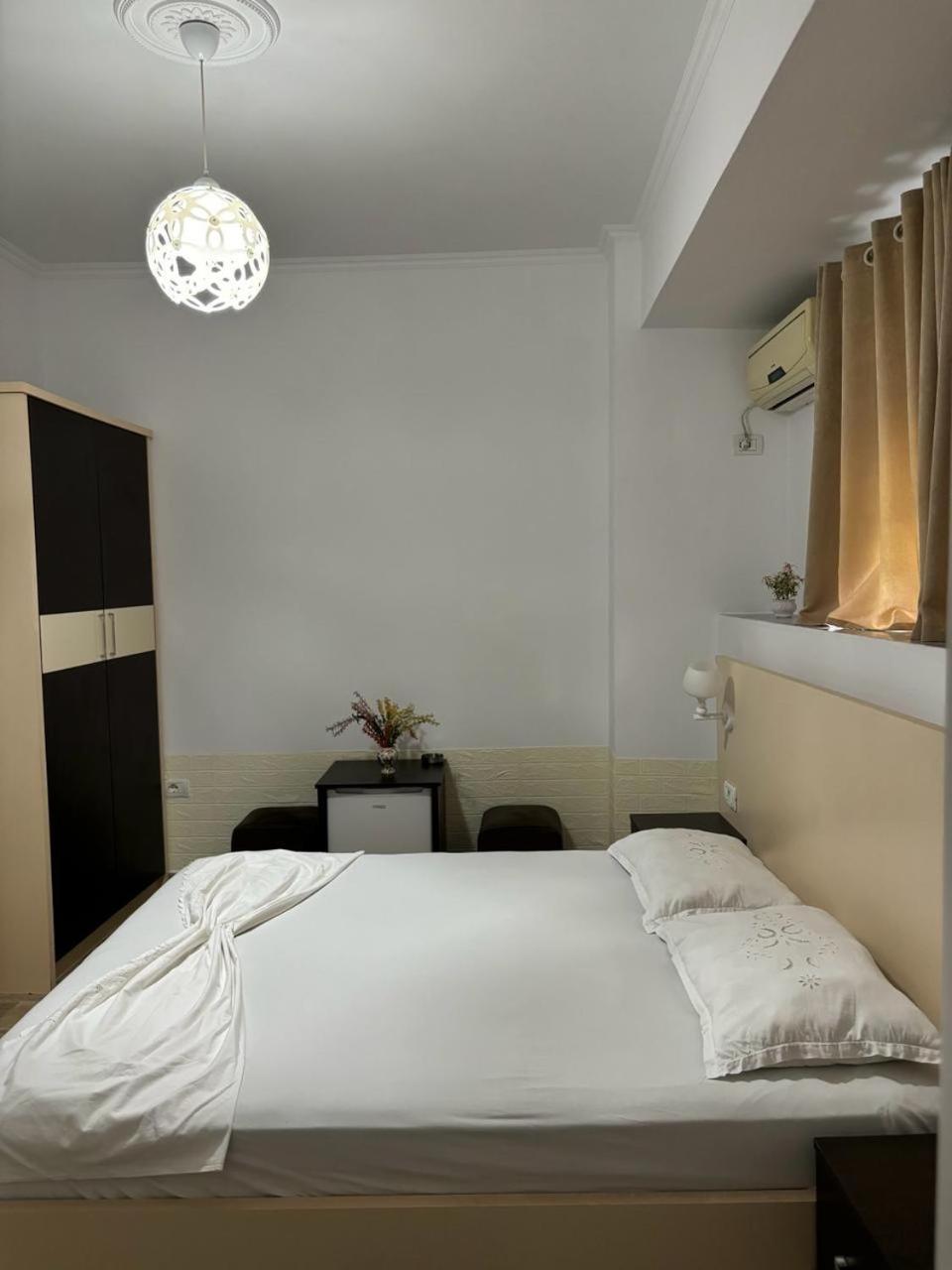 Guest House Adi Hoxha Berat Kültér fotó