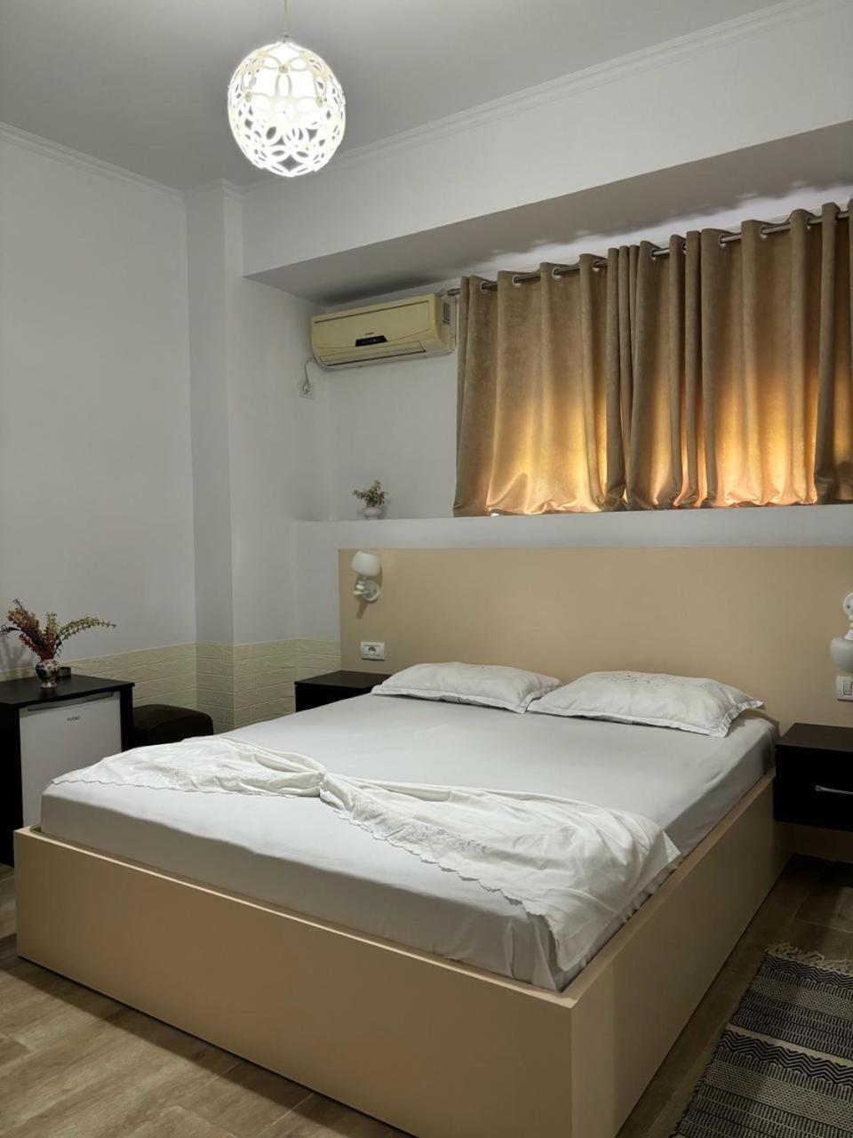 Guest House Adi Hoxha Berat Kültér fotó