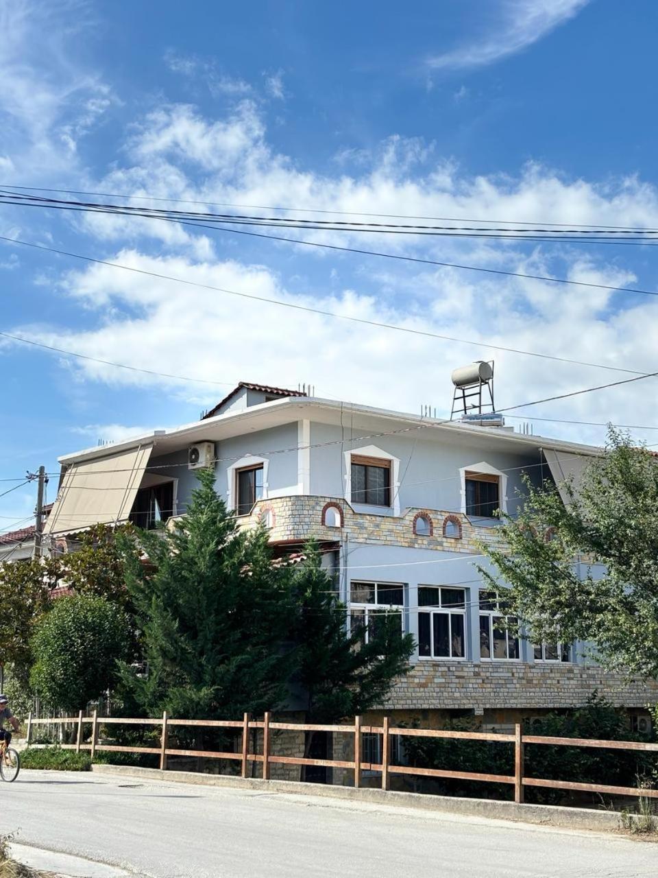 Guest House Adi Hoxha Berat Kültér fotó