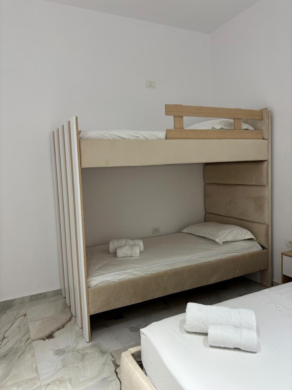 Guest House Adi Hoxha Berat Kültér fotó