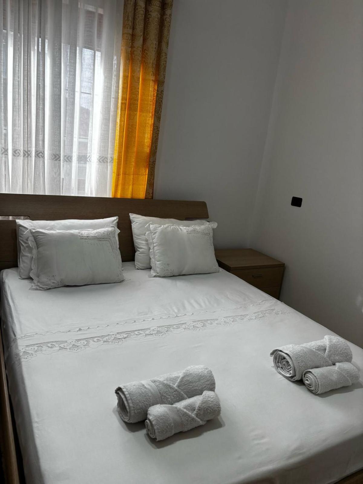 Guest House Adi Hoxha Berat Kültér fotó